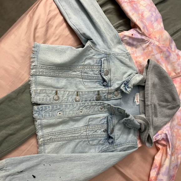 Target bundle jumpsuit, denim jacket and rain jacket - Picture 4 of 4